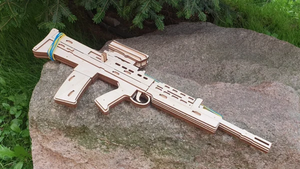 Rubber Band Gun SA80 L85A1 Assault Rifle and targets - Image 3