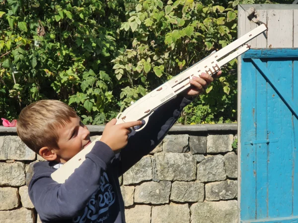 Wooden Toy Rubber band shotgun T4P8872 and targets. Laser cut files