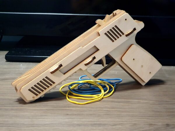 Rubber band gun with a cross and targets. Laser cut files - Image 6